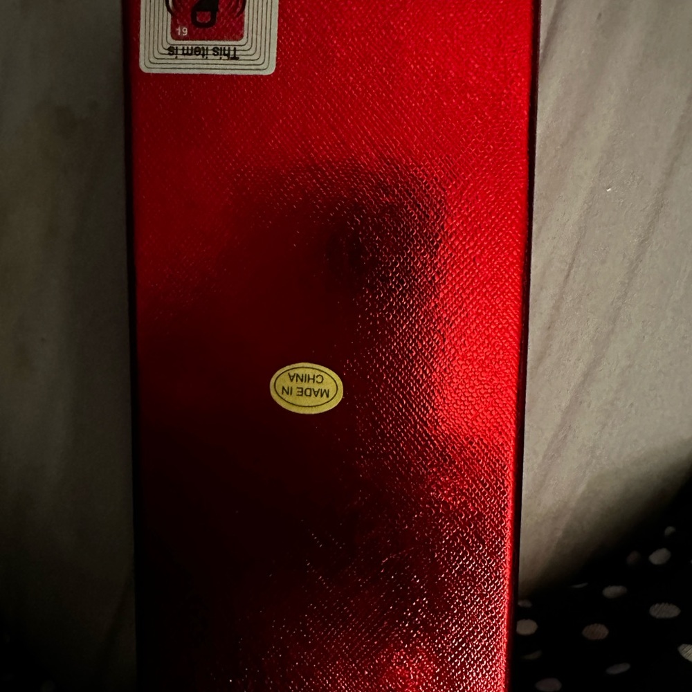 Piper K New Sparkling Bear Keychain with Santa Hat - Picture 5 of 6
